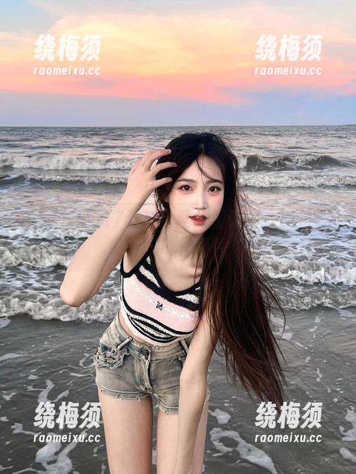 17吃瓜官网：朝阳群众团结聚会，瓜吃得真香！