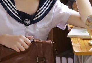 又被“51黑料网”app的黑料震惊到，都是人？还是……