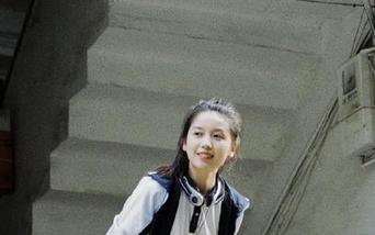跟着tttzzz.su走黑料线路，开启你的八卦新旅程！