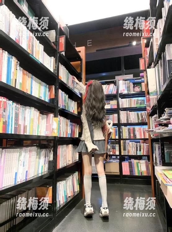 不想当瓜农？下载tttzzz5.cc，免费看尽娱乐场域的各种黑料！