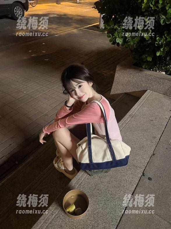 走进zztt155.ccm的入口，黑料满天飞，我的灵魂跟着跌宕起伏了！