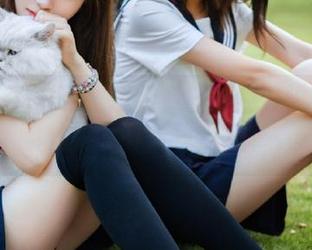 登录吃瓜网下载的视频被水印占领，心态都有点崩了…