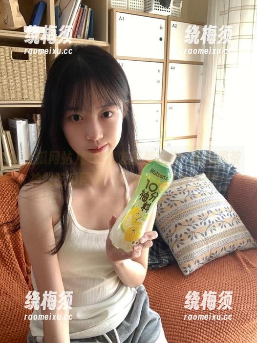 微信朋友圈都在传，收藏喝茶神器吃瓜网站，赶紧找个免费入口！