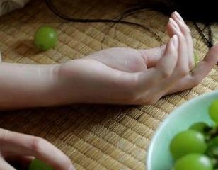 无意间滚到吃瓜论坛，今天的瓜能不能都分享下？我需要消化一下！