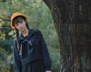 天天吃瓜网真是应验了“瓜好线长，裤子常短”这句话…