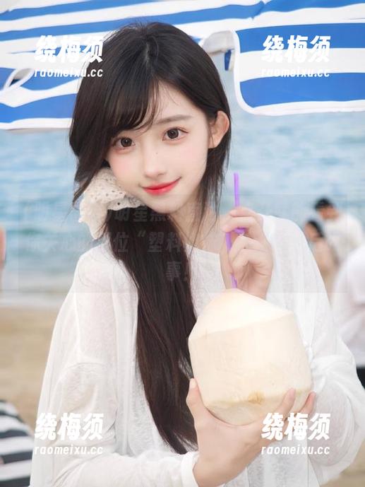 明星黑料直达，点开就能看到你关心的那位“塑料姐妹”关系的背后故事！