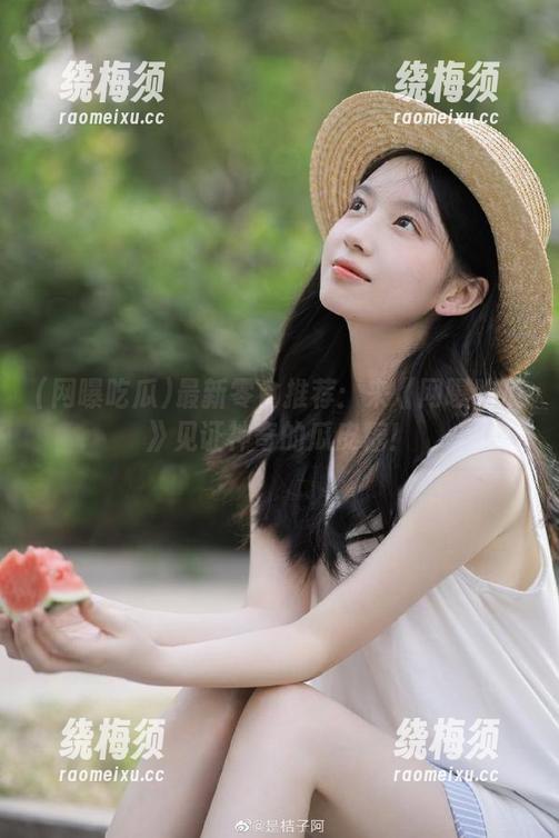 最新零食推荐：来《网曝吃瓜》见证神奇的瓜皮糖！