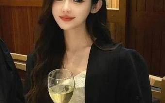 黑料不打烊app：每天都像是在发掘宝藏，哦，真期待！