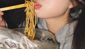 tttzzz黑料不打烊安卓用户大暴走，网页版收藏功能震惊全场！