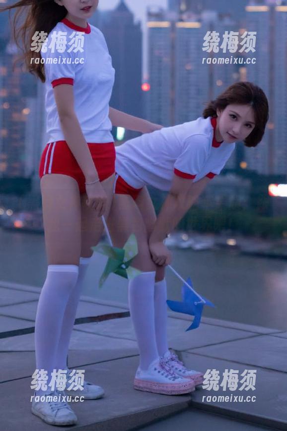黑料女神攻略苹果版：跟我一起走进黑色幽默的世界吧！