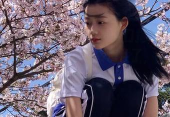 黑料正能量入口揭晓：都说首页神秘，打开后我直接愣住了，eri的世界到底有什么啊？