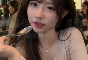黑料正能量：揭开入口的黑暗面，蘑菇真相浮出水面！