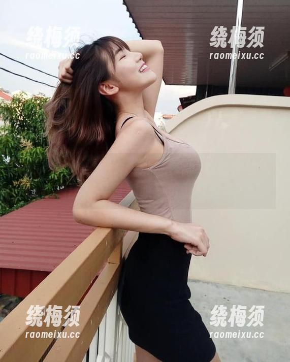 黑料社，导航带你吃瓜新体验，观看国产完整视频简直就像过年！