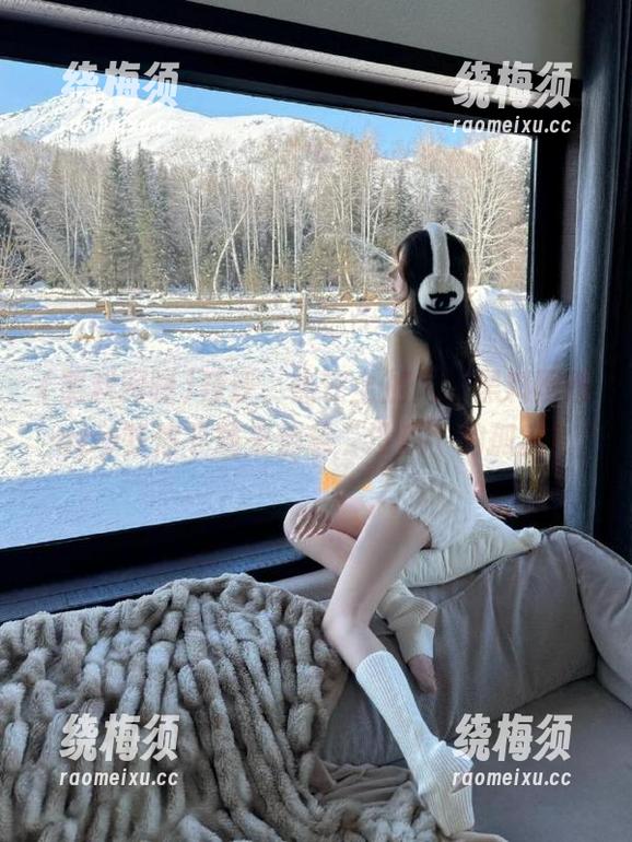 辣评、热评全加入，黑料网曝app等你下载来治愈“没瓜”的孤寂！